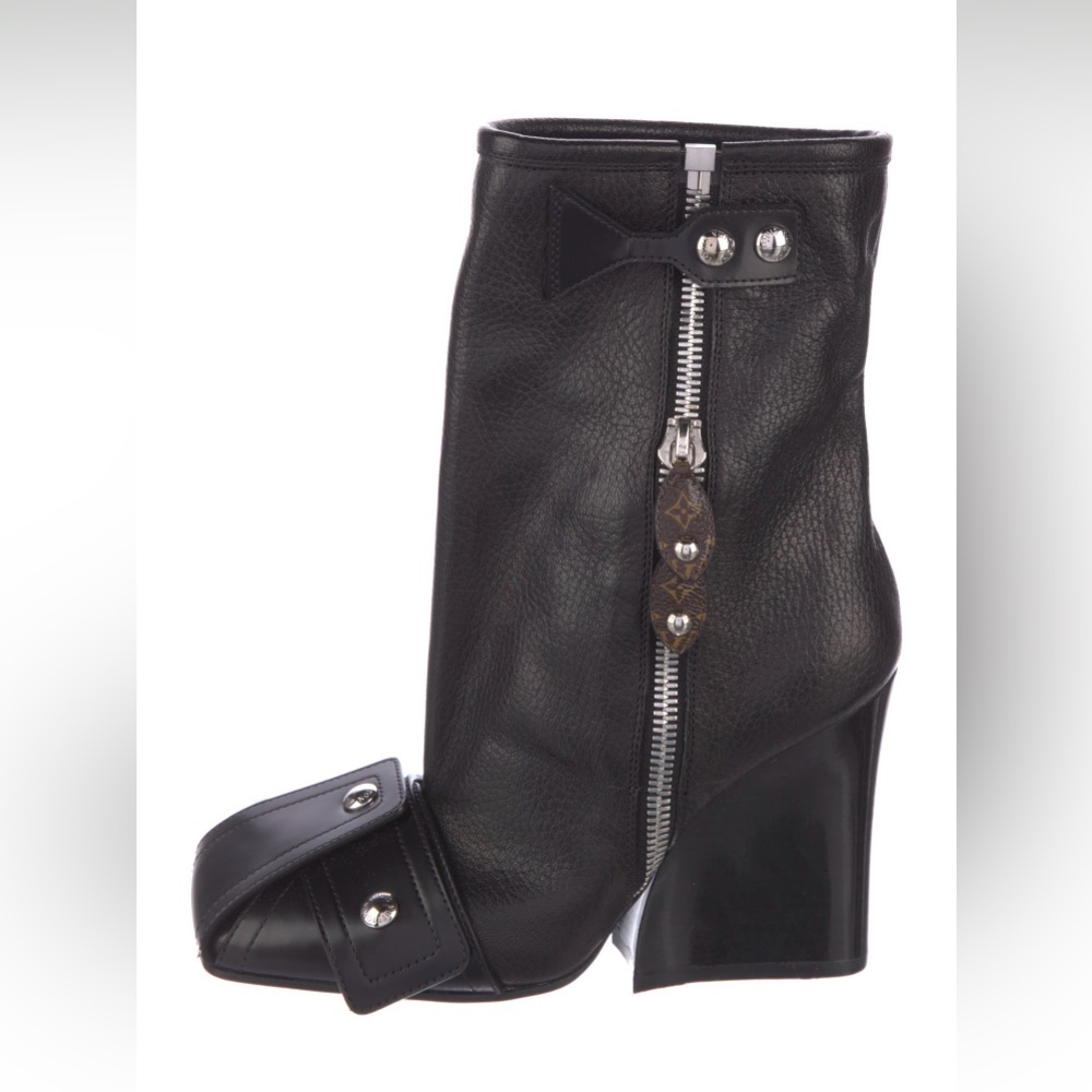 Louis Vuitton Leather Patti Wedge Boots 37.5